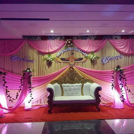 Navsari Hotel Shahi Darbar מראה חיצוני תמונה